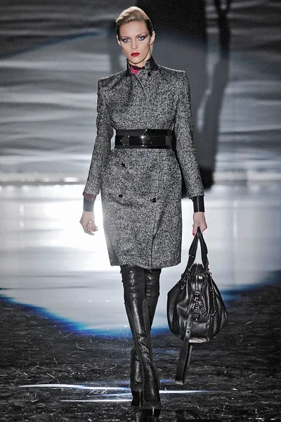Look 1